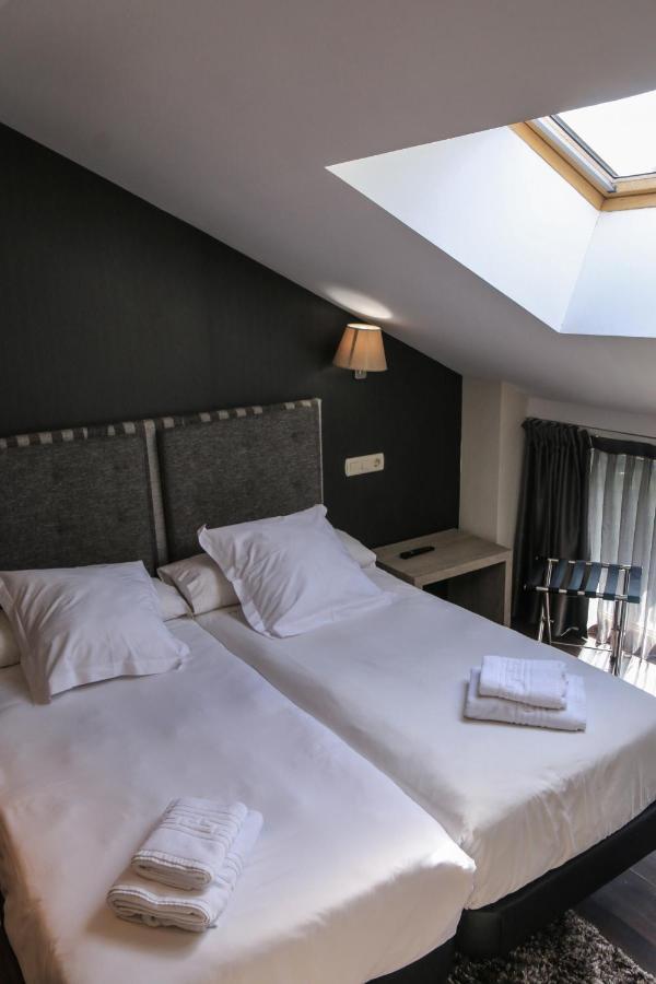Hotel Rural Tixileiro-Cecos ภายนอก รูปภาพ