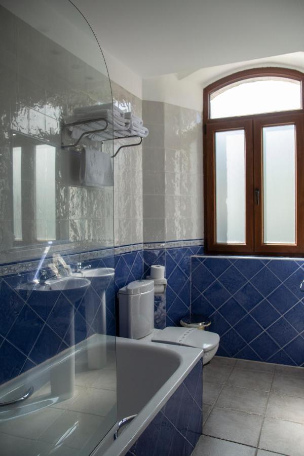 Hotel Rural Tixileiro-Cecos ภายนอก รูปภาพ